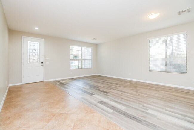 Foto del edificio - 5480 S Scott Pl