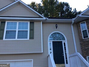 Building Photo - 4015 Yellow Pine Ct