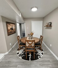 Interior Photo - Vista Del Sol Apartments
