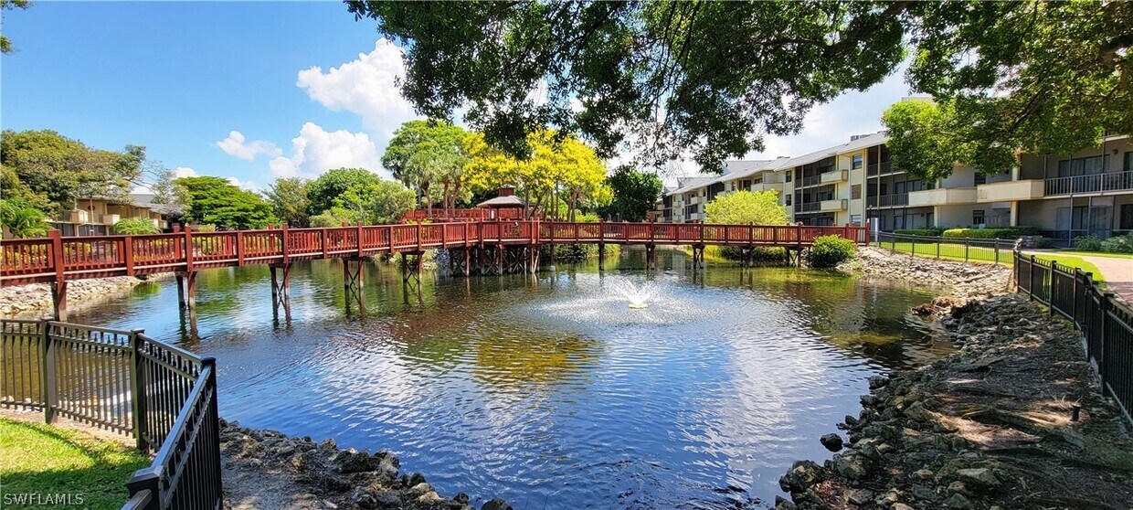 600 Neapolitan Way Naples, FL 34103 Alquileres en Naples, FL