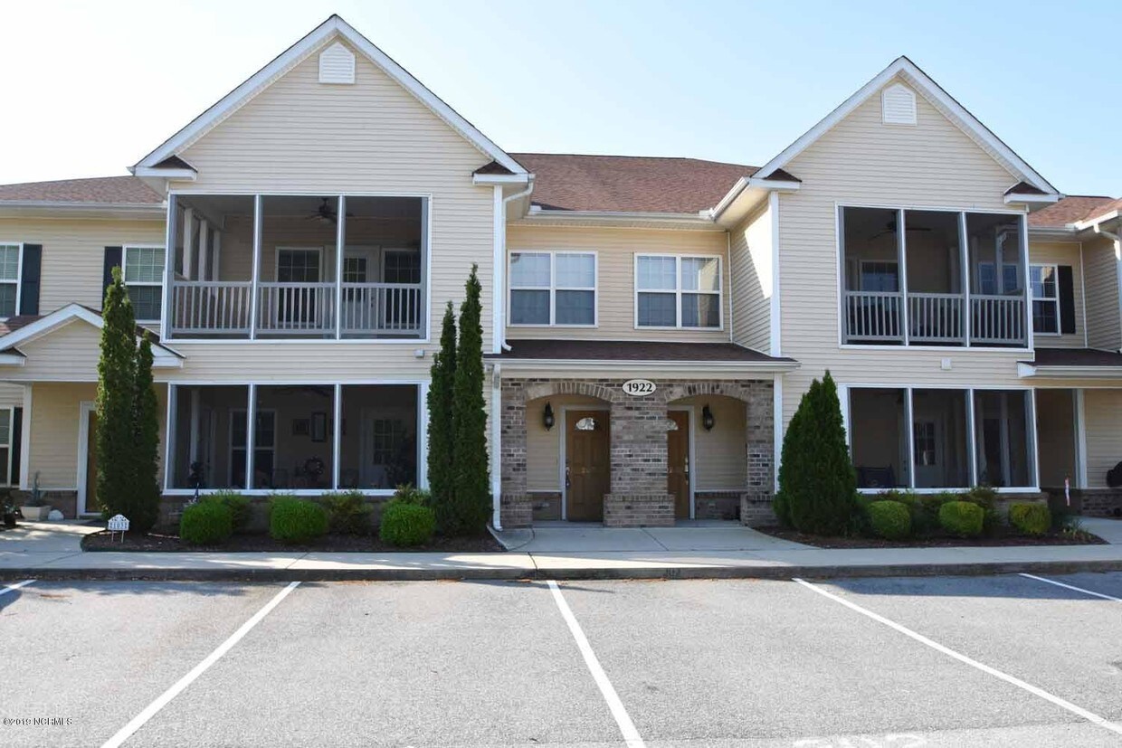 1922 Tara Ct Unit 203, Greenville, NC 27858 Condo for Rent in