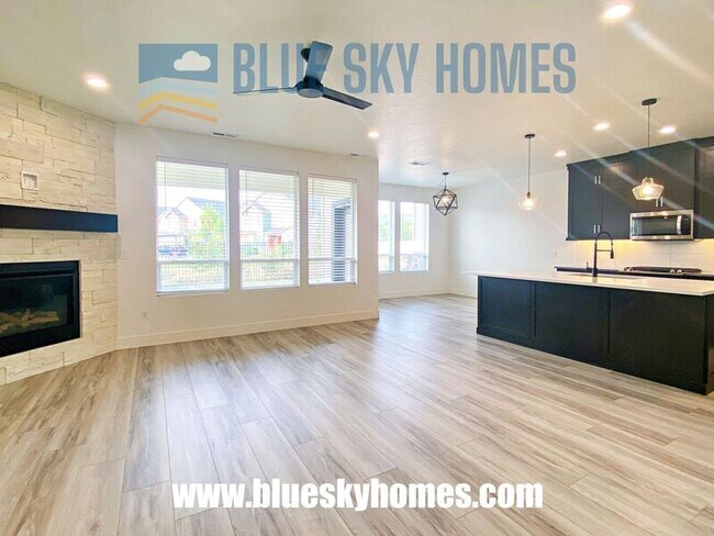 Foto del edificio - 1836 E Knobcone Dr