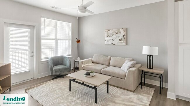 Building Photo - 556 Martin Rd SW