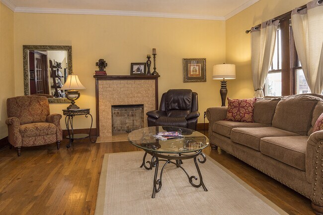 Foto del edificio - 2241 W Rosedale St S