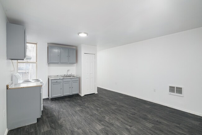 Foto del edificio - 3316 Kensington Ave