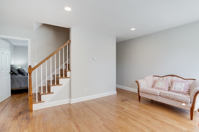Living room - 7840 Hillsway Ave