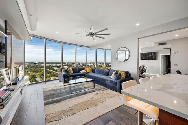 Foto del edificio - 3333 Allen Pkwy