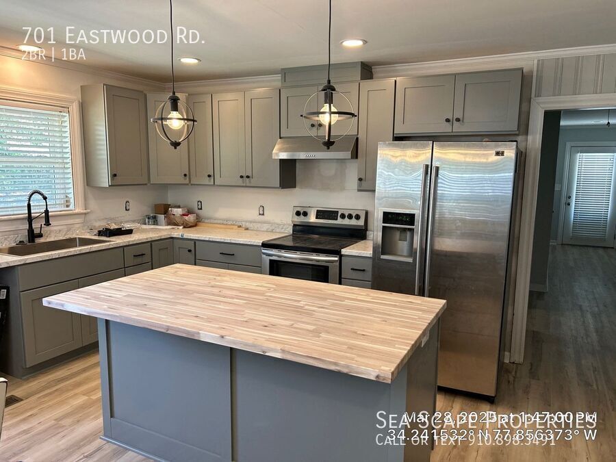 Foto principal - 701 Eastwood Rd