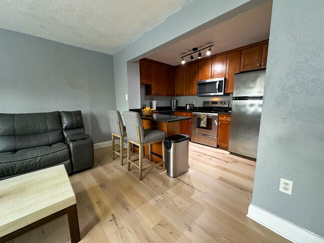 Cocina - 210 5th Ave S