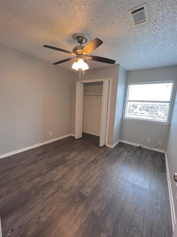 Building Photo - 5507 Rose Hill Cir