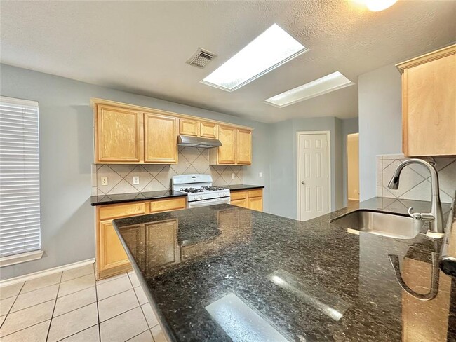 Building Photo - 7423 Bannon Field Ln