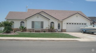 Building Photo - 831 N 100 W
