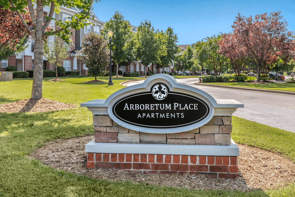 Foto principal - Arboretum Place Apartments