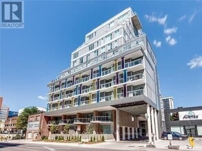Building Photo - 68 Merton St