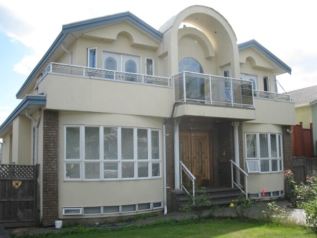 Front of the home - 448 64th Av E