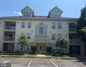Building Photo - 9151 Gracious End Ct