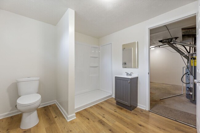 Foto del edificio - New listing -
