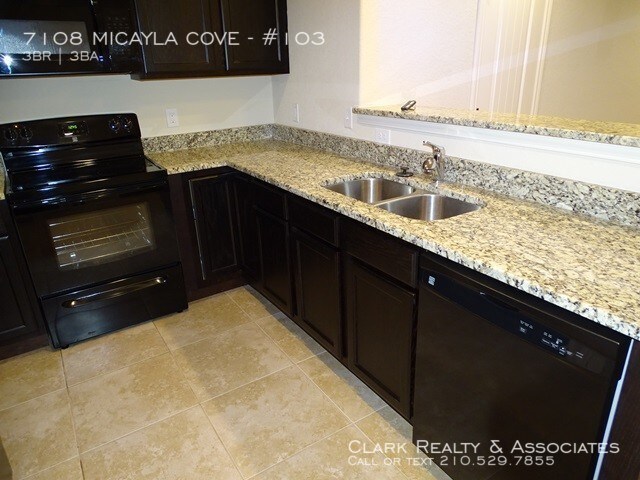 Building Photo - 7108 Micayla Cove