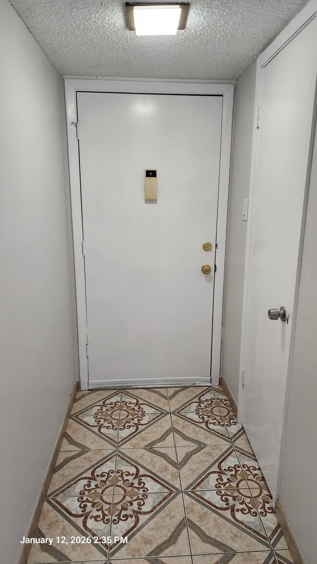 Building Photo - 12806 Midway Rd