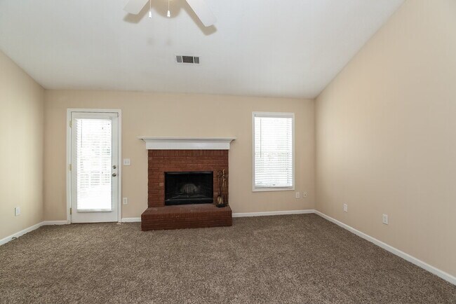 Building Photo - 4171 Edenbrooke Cir SW