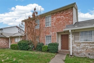 Building Photo - 6375 S Briar Bayou Dr