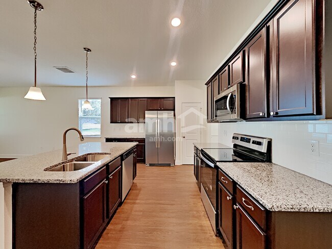 Building Photo - 2812 Wilder Meadows Ln
