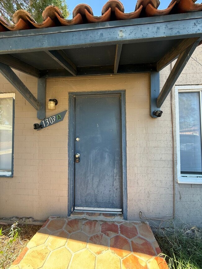 Foto del edificio - Townhome For Rent
