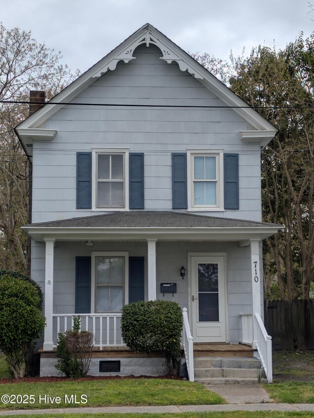 Primary Photo - 710 Beech St