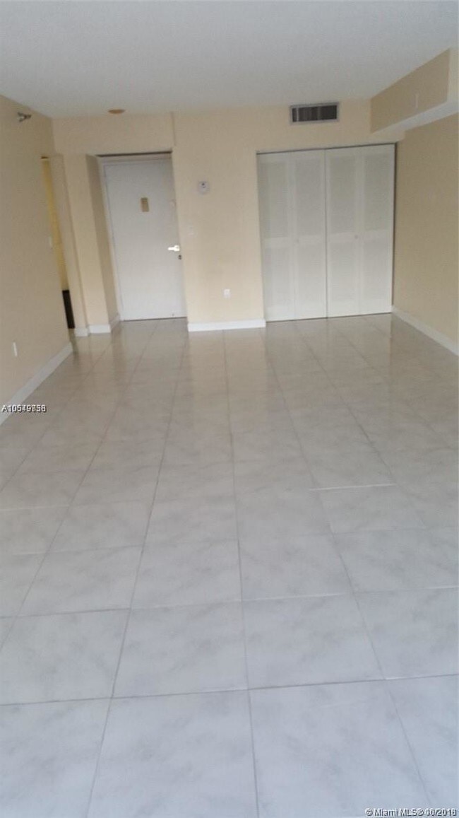 Building Photo - WATERVIEW CONDO