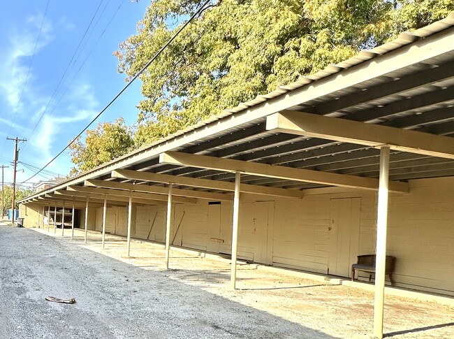 Building Photo - 212 S Fillmore St