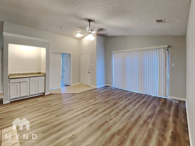 Foto del edificio - 156 High Pointe Ln