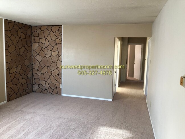 Building Photo - 3 Bedroom, 2 Bath, 1 Car Garage with Fence...