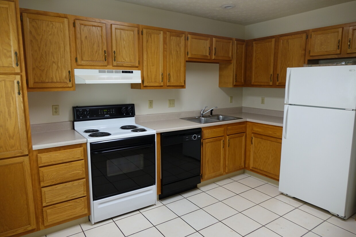 Kitchen - 1314 Tully Dr