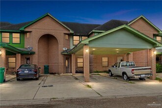 Building Photo - 17 Sumpter Ct
