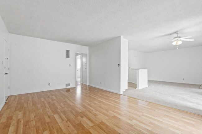 Building Photo - 3735 Mentone Ave