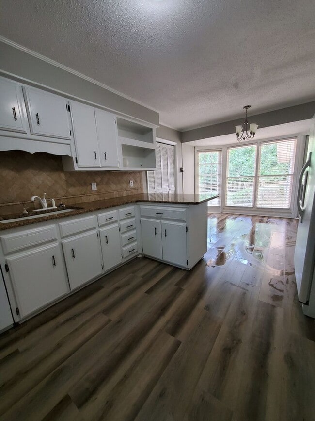 Building Photo - Your Perfect Rental Home in Valdosta, GA