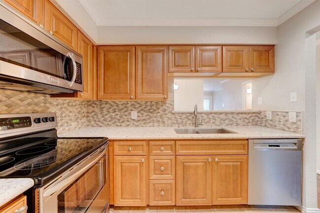 Foto del edificio - 2277 S Kirkwood Rd