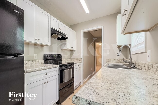 Foto del edificio - 225 Indian Springs Dr