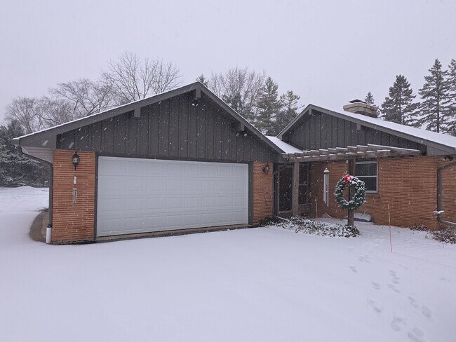 Foto del edificio - Furnished Mid-term Rental