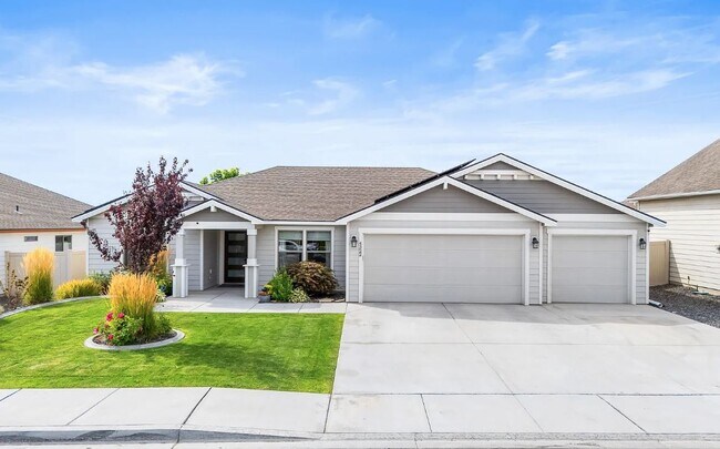 Building Photo - 4322 Goldstream Ln