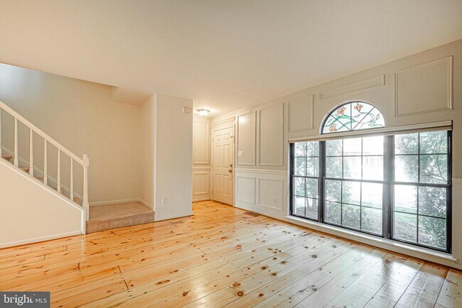 Building Photo - 2703 Stoneham Dr