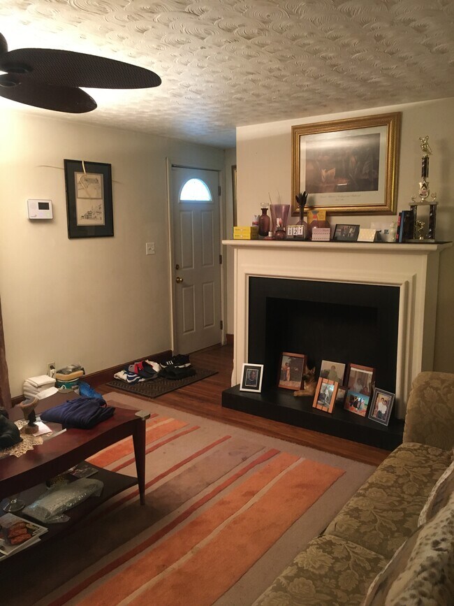 20 Lambert Rd, Randolph, MA 02368 Townhouse for Rent in Randolph, MA