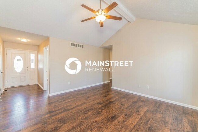 Foto del edificio - 3 Bedroom Pet-Friendly Home in Louisville,...