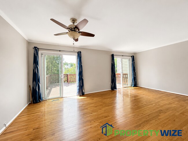 Foto del edificio - 7646 Oldfield Ln