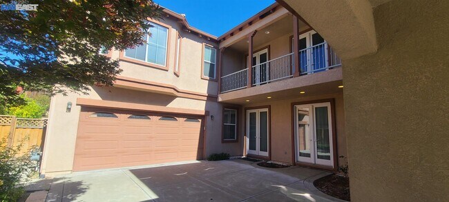 Building Photo - 5591 Newfields Ln