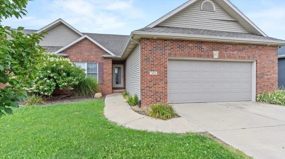 503 Grove St Unit 503 Grove, Chatham, IL 62629 Condo for Rent in