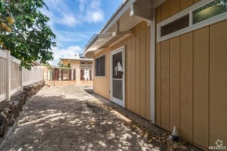 Building Photo - 932 Ala Kapua St