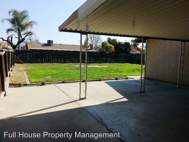 Building Photo - 3 br, 2 bath House - 340 S. Greenwood