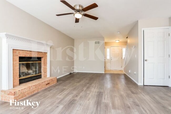 Foto del edificio - 1296 Harvest Ridge Dr