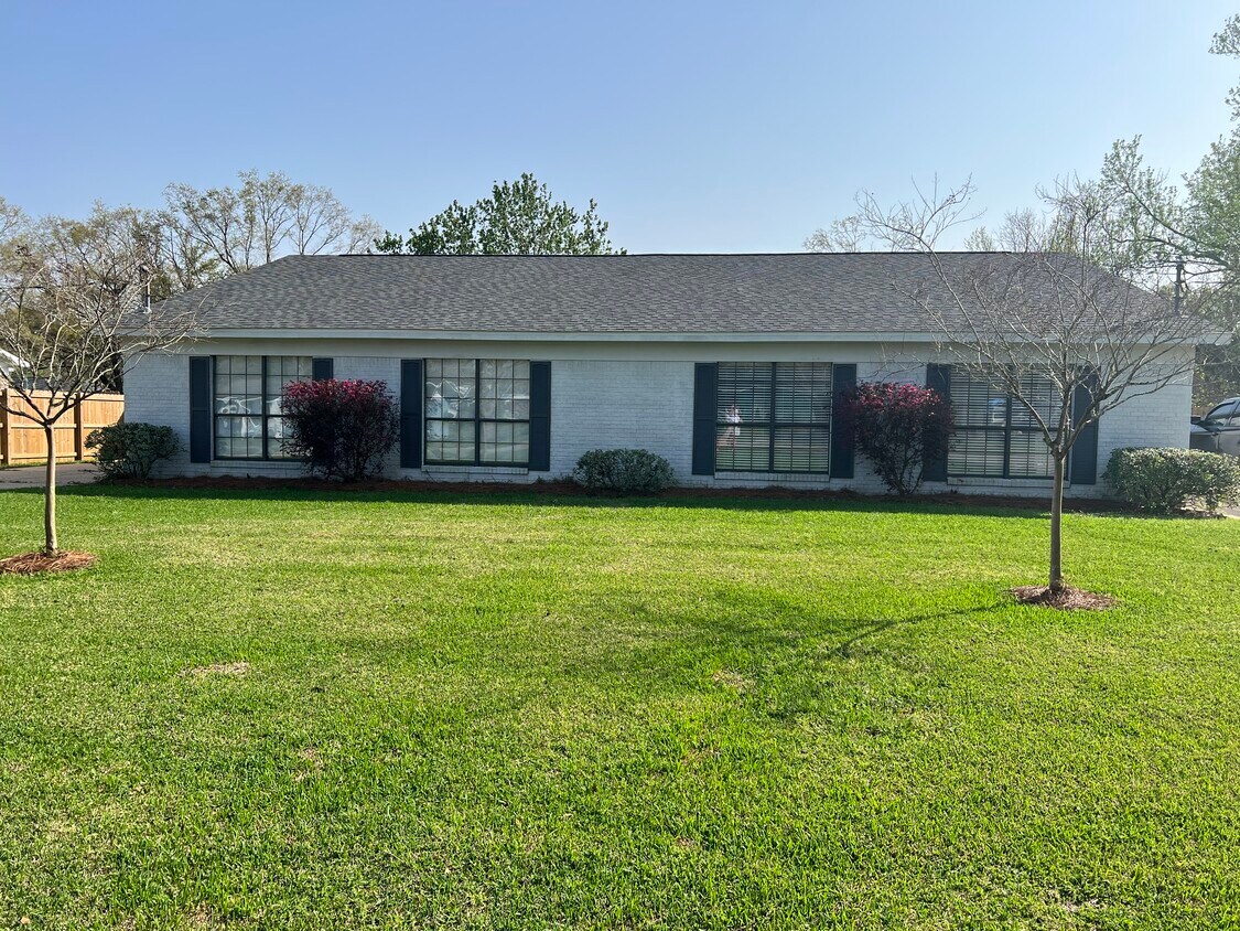 515 W Rose Ave, Foley, AL 36535 House Rental in Foley, AL